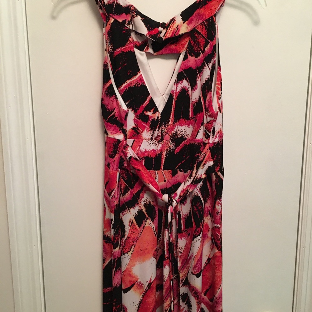 B. Smart Maxi Dress - Picture 3 of 7